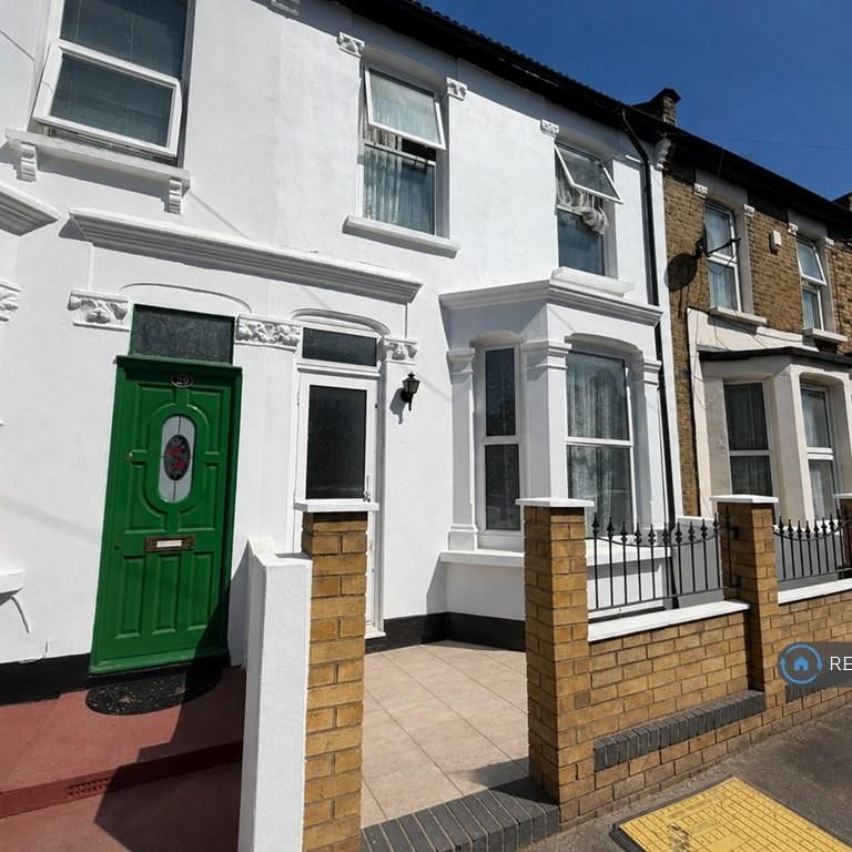 5 bedroom terraced house to rent - Photo 1