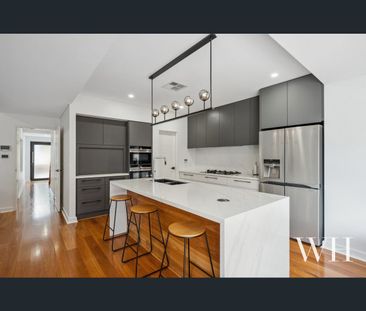 10 Roscommon Crescent, Beaconsfield, WA 6162 - Photo 2
