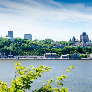 4 1/2 Tout Meublé Avec Vue Sur Le Fleuve - Photo 3