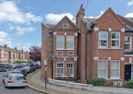Cargill Road, SW18 3EF, London - Photo 3