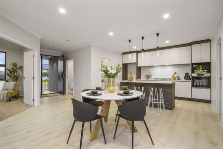 Executive Four Bedroom Home - Photo 4