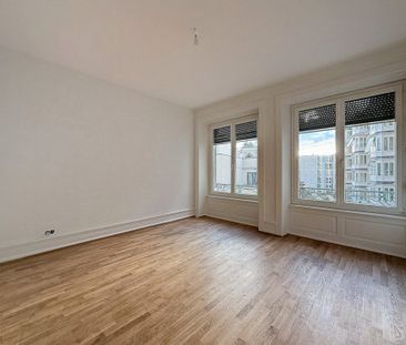 Magnifique appartement entièrement rénové de 3.5 pièces dans quarti... - Photo 1