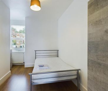 6 bedroom terraced house to rent - Photo 6