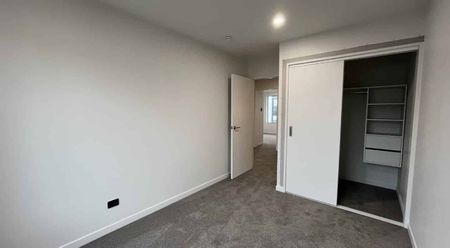 Comfortable and convenient living in Papatoetoe. - Photo 4