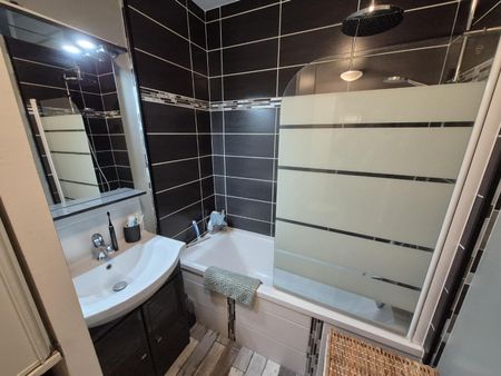 Location Appartement 2 pièces 53m² DOUAI 59500 - Photo 5