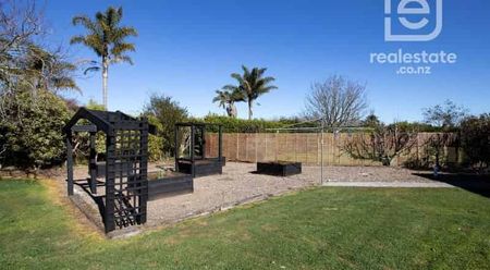 Peace and Parivacy - Photo 2