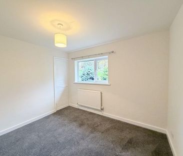 3 bedroom end of terrace house to rent - Photo 3