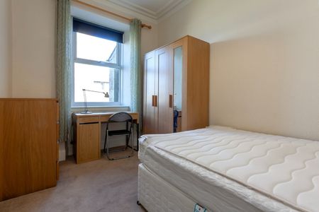 3 Bed Flat, Orchard Street, AB24 - Photo 5