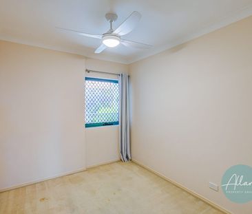 Absolute Beachfront Living – Ground Floor Coastal Luxury with Spect... - Photo 5