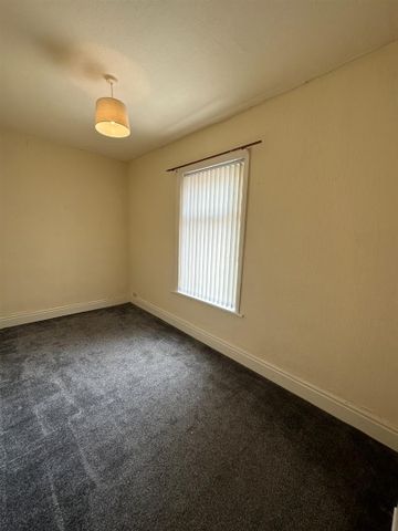 Chapel Street, Colne - Photo 3