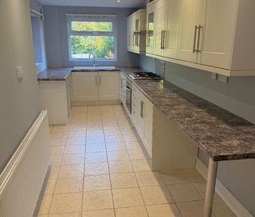 3 Bed Terraced House, Purcell Road, CV6 - Photo 6