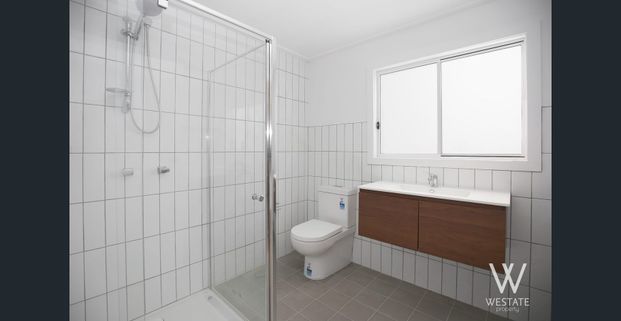 MORE ON MORRISSET - Photo 1