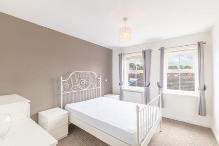 4 bedroom townhouse to rent - Photo 5