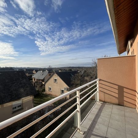 Location Appartement 1 pièce 23m² ONET LE CHATEAU 12850 - Photo 3