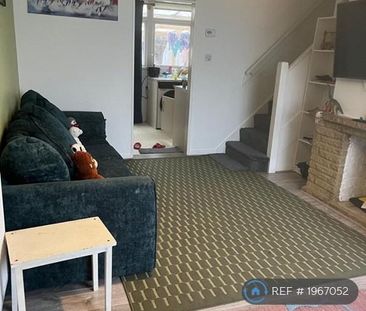 4 bedroom terraced house to rent - Photo 3