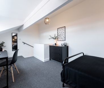 2 Bed Terraced House, Harold Walk, LS6 - Photo 5