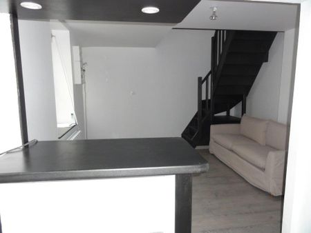 Location Appartement 1 pièce 22m² LE CREUSOT 71200 - Photo 2