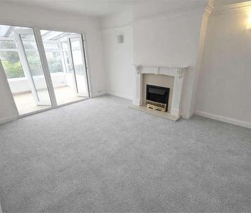 Ormonde Gardens, Leigh On Sea, Leigh On Sea, SS9 - Photo 1