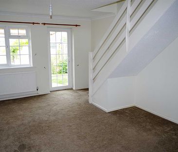 2 Bed House - End Terrace - Photo 1