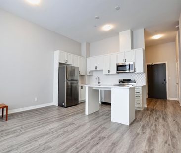 For Lease - 3265 Carding Mill Trail Unit# 101, Oakville, Ontario - Photo 4