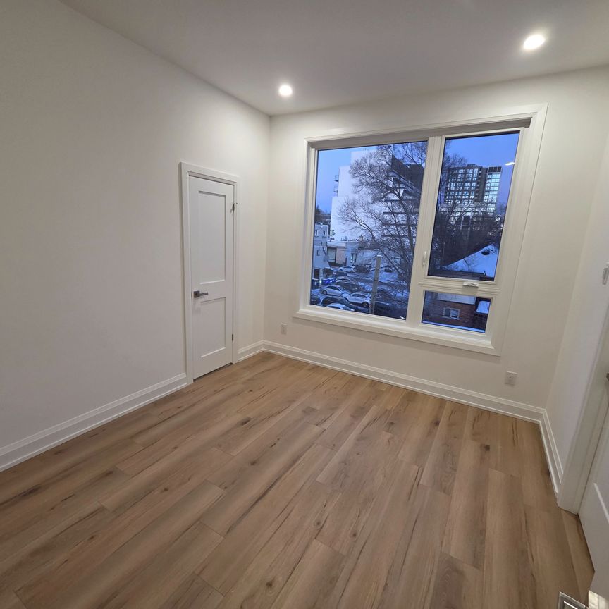 For Lease - 55 Camberwell Road Unit# 3, Toronto, Ontario - Photo 1
