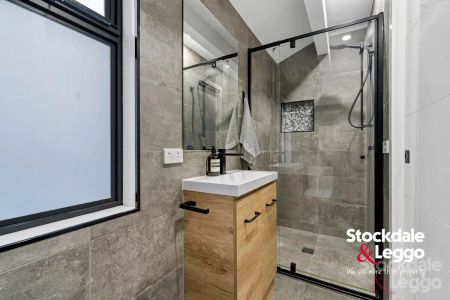 “Walk to Everything” - Photo 2