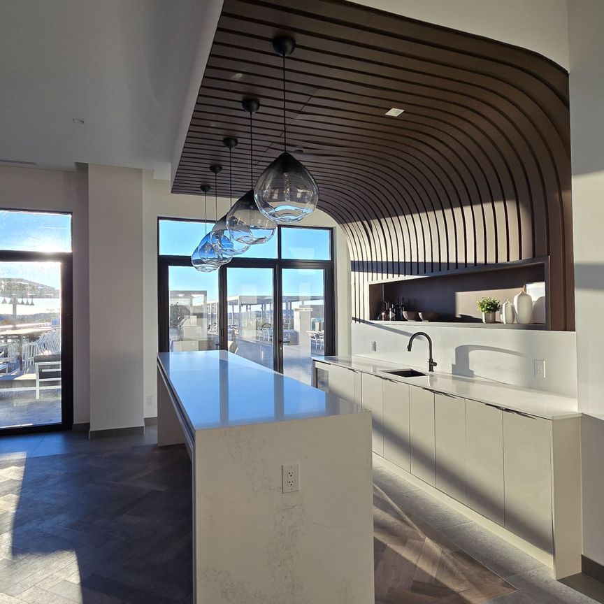 For Lease - 8888 Yonge Street Unit# 901, Richmond Hill, Ontario - Photo 1