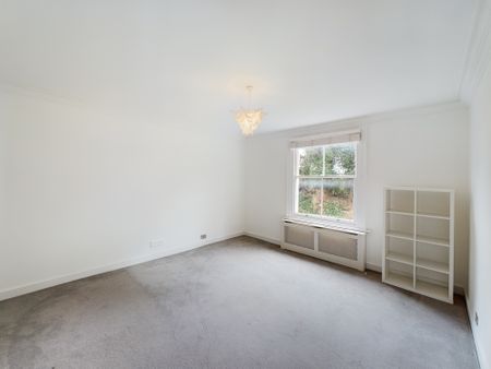 Charlton Church Lane, Charlton, SE7, London - Photo 3