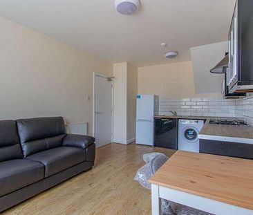 Newport Road, Roath, CF24 - Photo 1