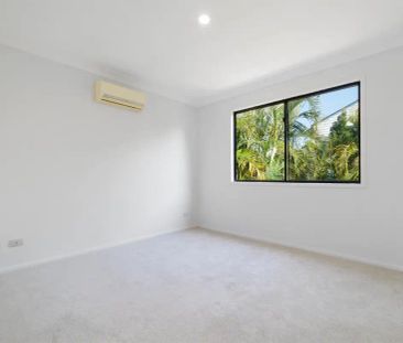 “Townhouse in Prime Toowong Position” - Photo 1