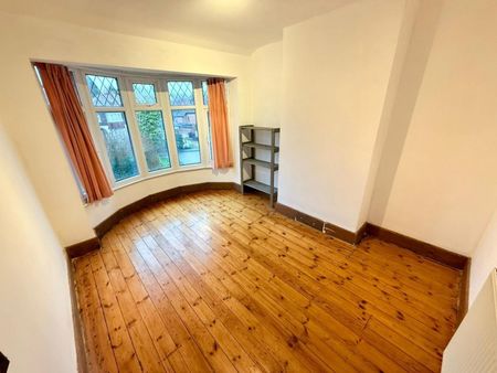 3 bedroom House To Let - Photo 5