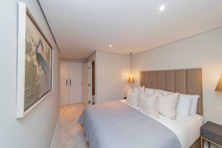 3 bed flat to rent - Photo 5