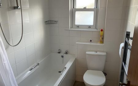 West Street, Worthing - Photo 4