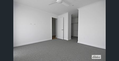 Stylishly built and presented 4 bedroom family home with study and three bathrooms - Photo 4