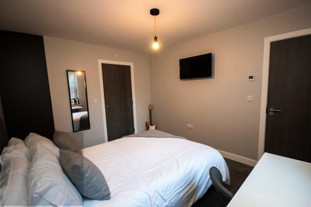 Broomfield Road - Photo 2