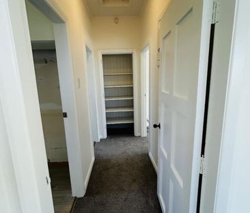 Cute Home in the Bays - Photo 2