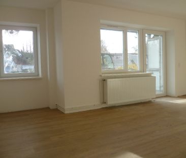 ***Attraktive Wohnung mit Balkon und Vollbad*** - 21502 Geesthacht - Foto 1