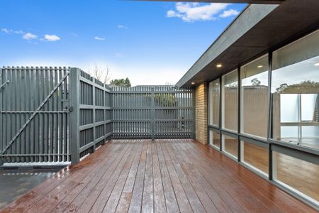 9 Catherine Court Langwarrin VIC - Photo 2