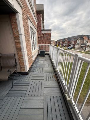 For Lease - 71 Ness Drive, Richmond Hill, Ontario - Photo 1