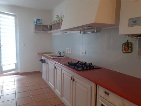 Location Appartement 2 pièces 69m² DAMAZAN 47160 - Photo 2