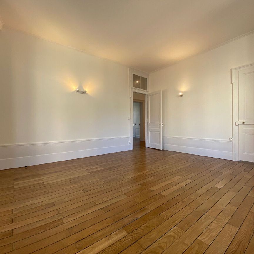 Location Appartement 6 pièces 165m² BESANCON 25000 - Photo 1