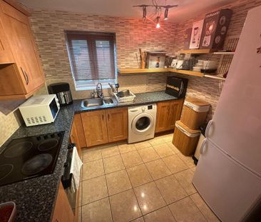 2 bedroom apartment to rent - Photo 4