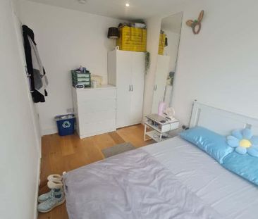 1 bedroom in a house share to rent - Photo 3