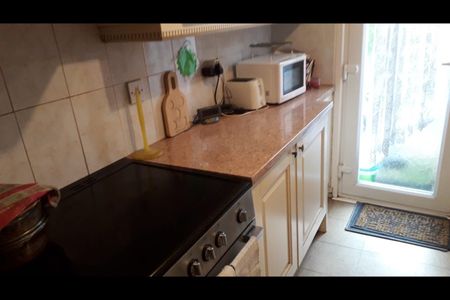 Room in a Shared House, Campbell St, BS2 - Photo 3