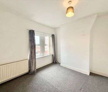 Hinderton Road, Birkenhead, CH41 - Photo 2