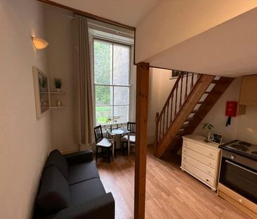 Studio Flat, St. Stephens Gardens, W2 - Photo 1