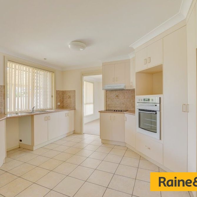 33 Wahroonga Drive, Tamworth, NSW 2340 - Photo 1