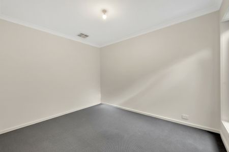 Modern Two-Bedroom New Build in Sought-After Golden Grove - Photo 3