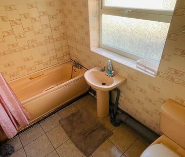 Wellington Road, Tipton, DY4 8RS - Photo 3