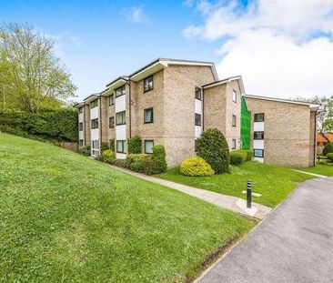 Greencroft, Clockhouse Road, Farnborough, GU14 - Photo 6